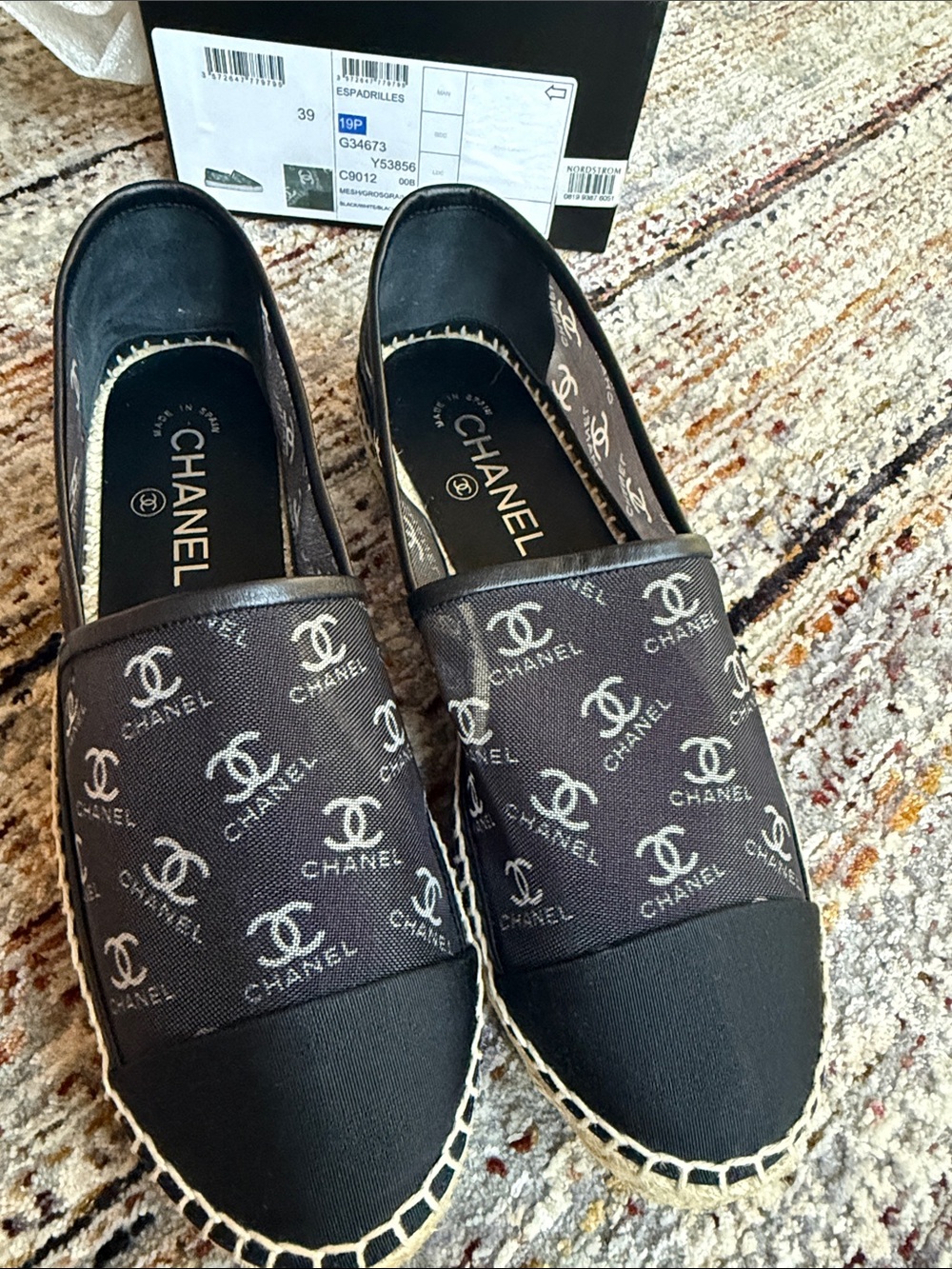 Chanel espadrilles in black mesh grosgrain with logo. Size 39.